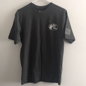 Bass Pro Shop, Size Small  Shell Yeah Short Sleeve Graphic T-Shirt